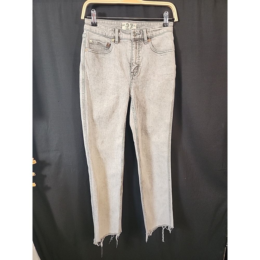 Free People We the Free CRVY Jeans Stone Washed‎ Distressed Raw Hem Womens 27